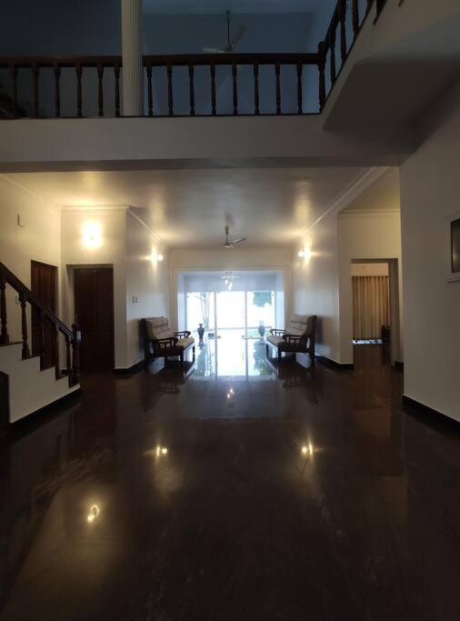 Riveria Portico - River Side 6 Bedroom Private Pool Bungalow North Paravur Exterior photo